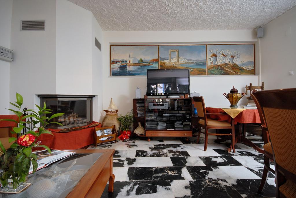 Barbouni Hotel & Studios Naxos City Dış mekan fotoğraf