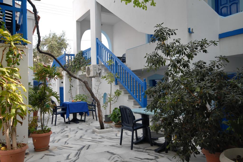 Barbouni Hotel & Studios Naxos City Dış mekan fotoğraf